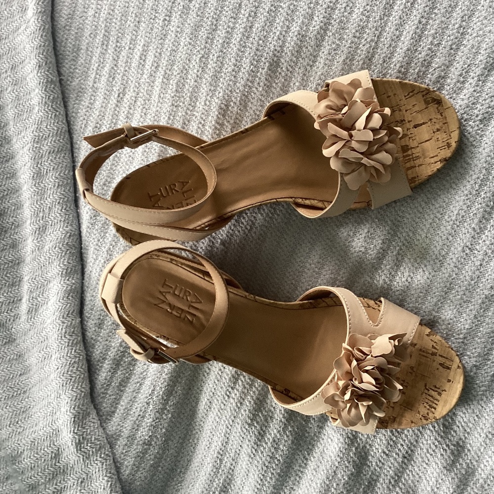 Wedge sandals